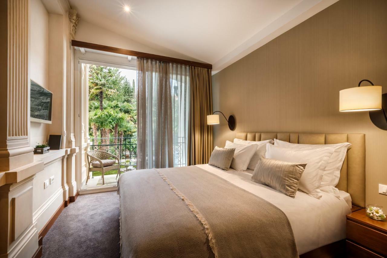 Villa Elizabeta Apartments Опатия Екстериор снимка
